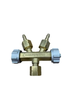 Robinet à 2 sorties 3/8"